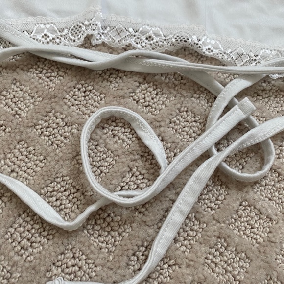 S White Crop Top With Lace and Tie Front - Picture 4 of 4